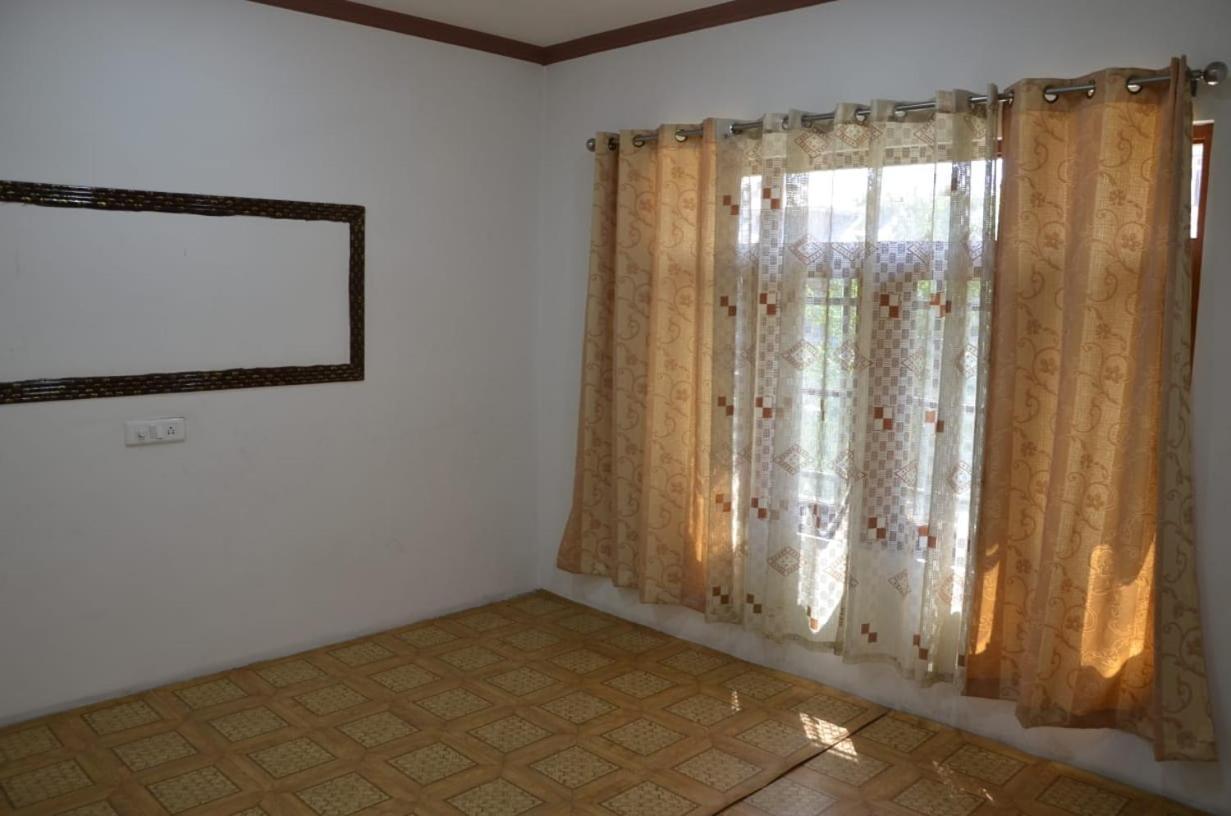 Mir Manzil Bed & Breakfast Srinagar  Exterior photo