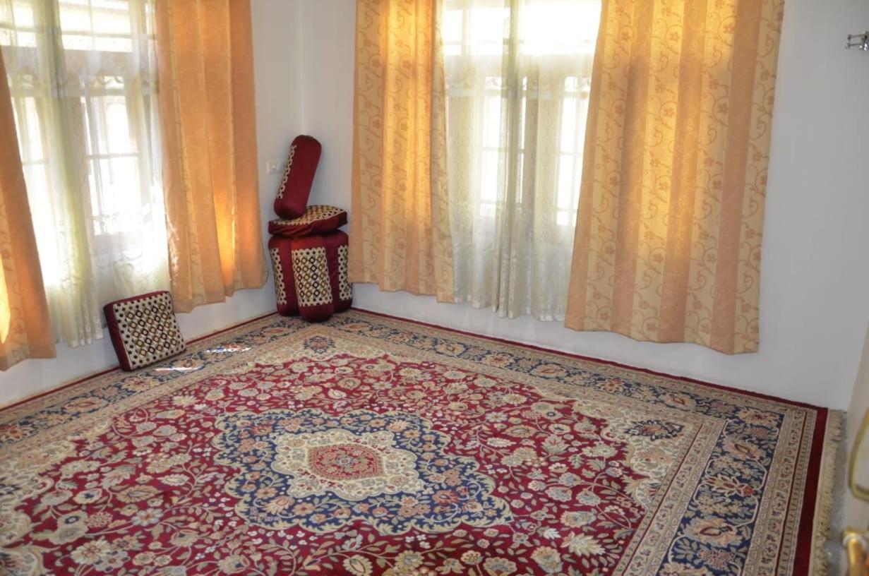 Mir Manzil Bed & Breakfast Srinagar  Exterior photo