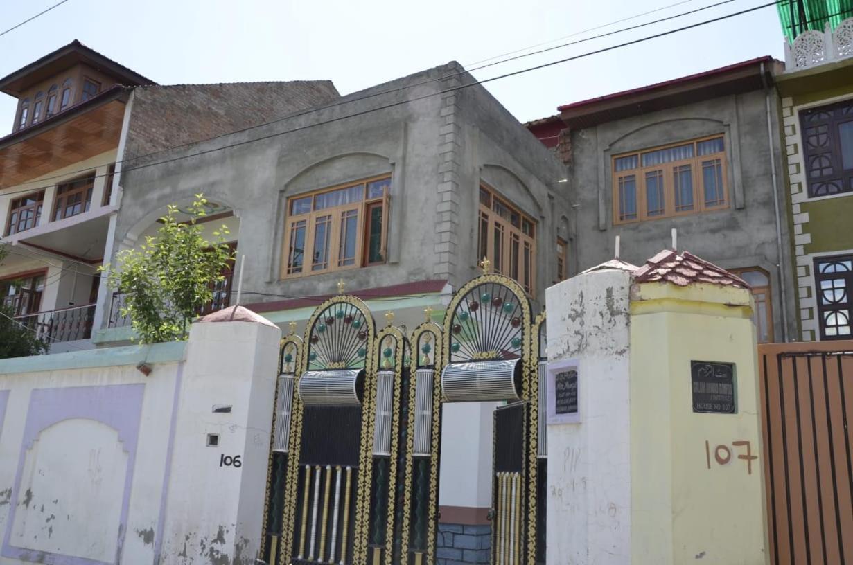 Mir Manzil Bed & Breakfast Srinagar  Exterior photo
