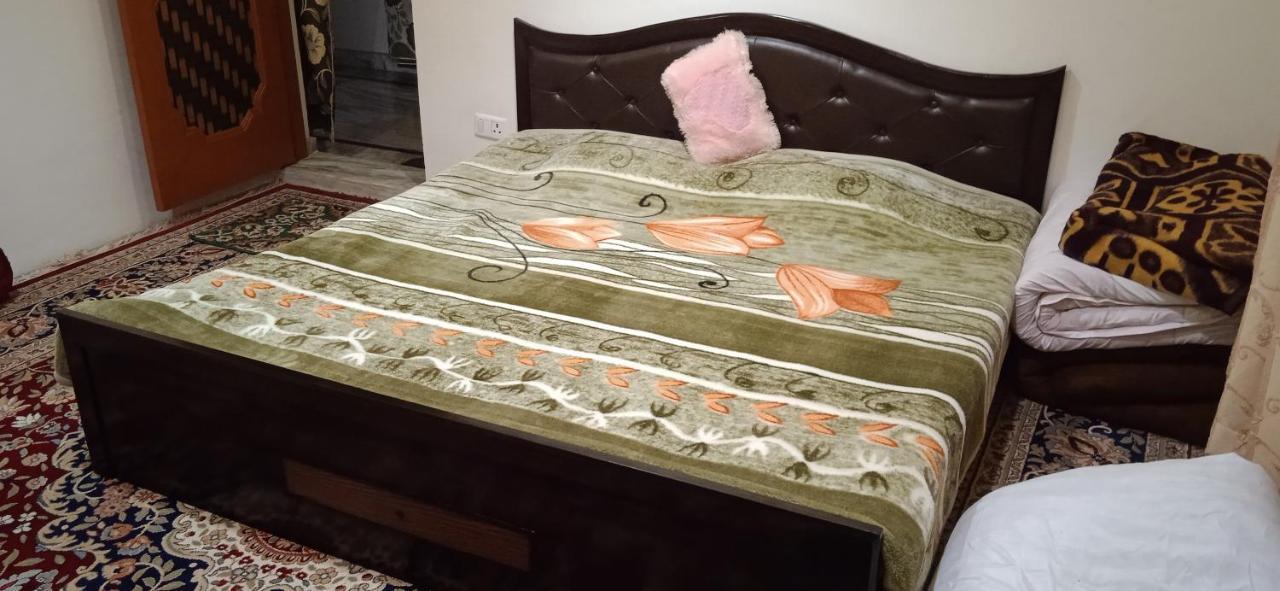Mir Manzil Bed & Breakfast Srinagar  Exterior photo