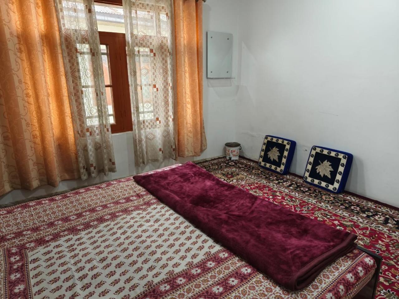 Mir Manzil Bed & Breakfast Srinagar  Exterior photo